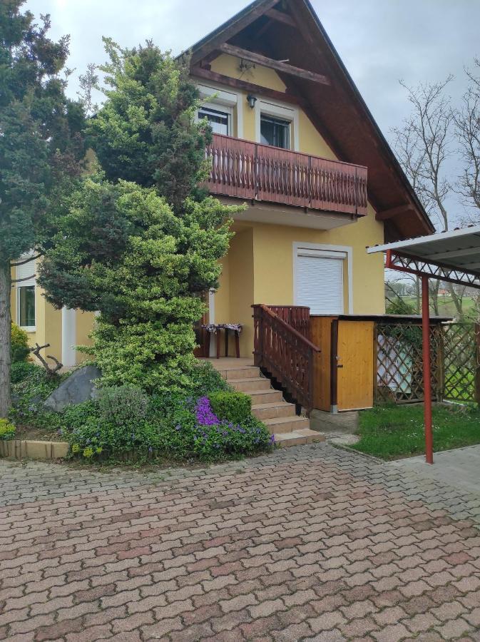 Dorina Apartman Zalakaros Ngoại thất bức ảnh